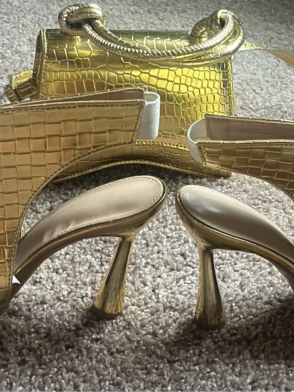 Gold Croc-Texture Mini Shoulder Bag - Women's Fashion